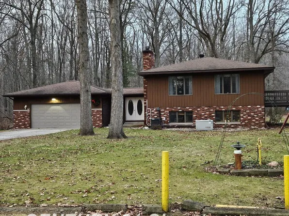 13540 Lakefield Rd, Hemlock, MI 48626