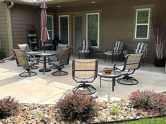3rd image of 3604 Hickory Ct