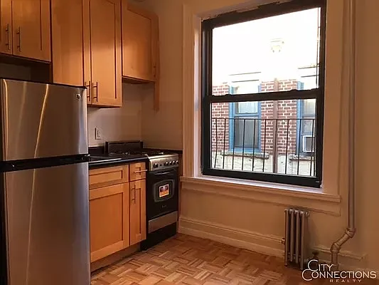 Rented by City Connections Realty | media 7