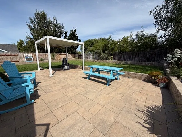 279 Wilson Dr — Photo 11