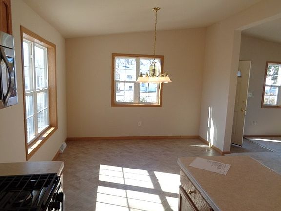 4th image of 343 Bridgewood Dr