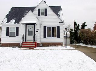 9723 Park Heights Ave, Garfield Heights, OH
