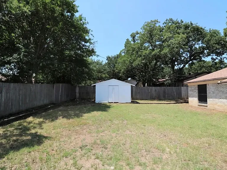 3607 Biscay Dr — Photo 15