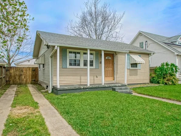 7217 Sally St, Arabi, LA 70032