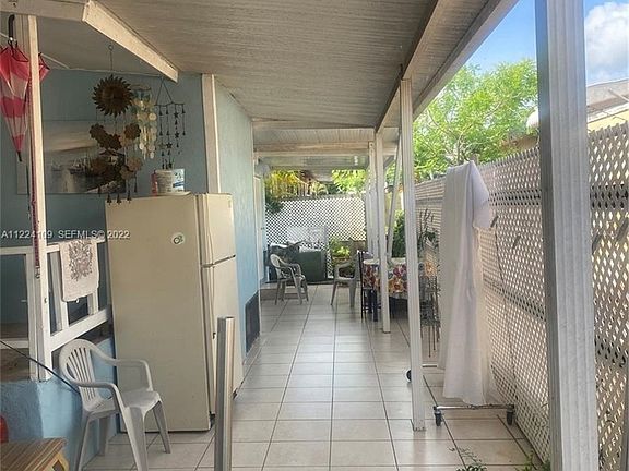 3rd image of 12810 SW 17th St