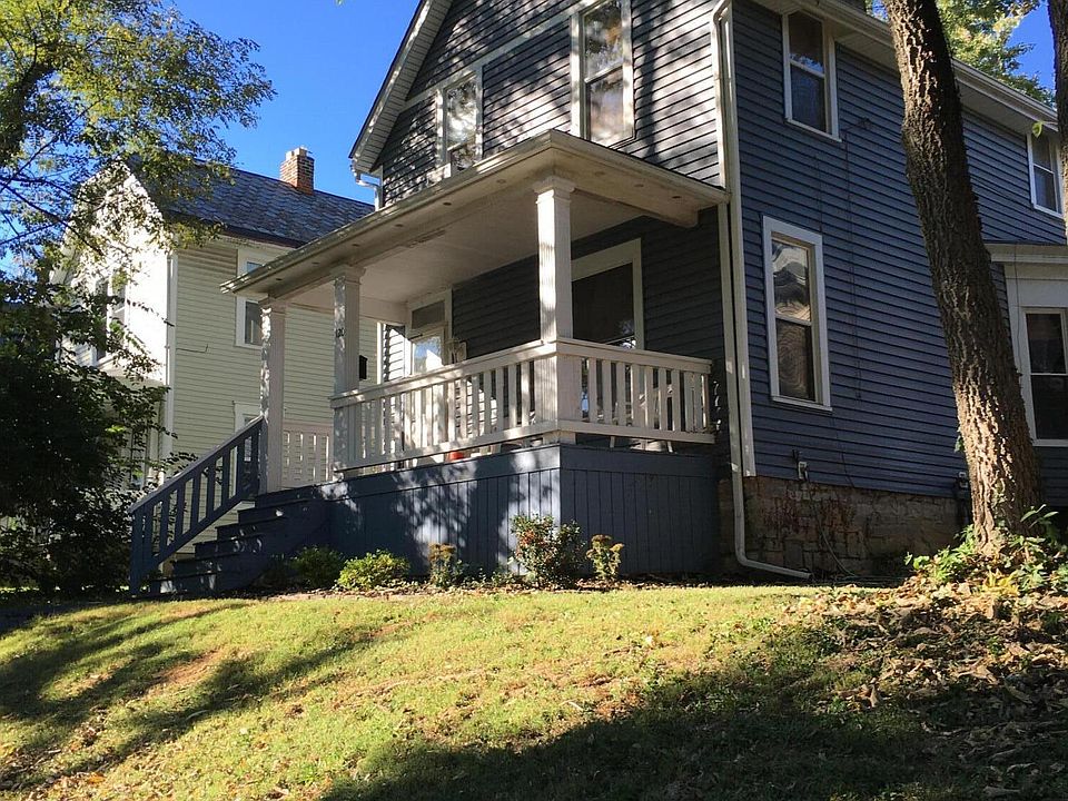 1st image of 120 W Blake Ave