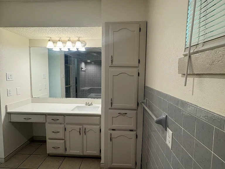 3731 Avenue M — Photo 19