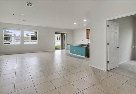 4th image of 32874 Windelstraw Dr