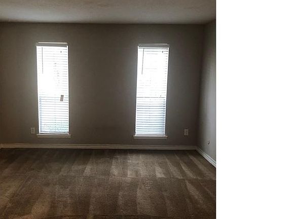 2nd image of 5625 Antoine Dr Unit 501