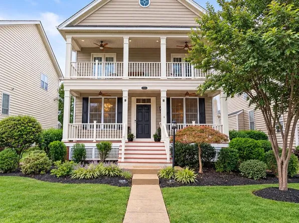 15553 Admiral Baker Cir, Haymarket, VA 20169