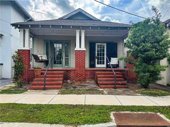 1027 Valmont St, New Orleans, LA 70115