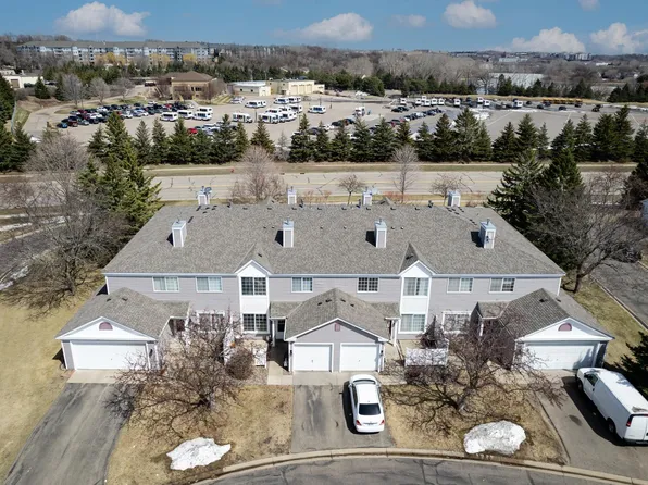 2025 Southcross Dr W APT 207, Burnsville, MN 55306