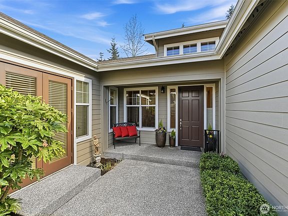 2nd image of 23729 NE 116th Place