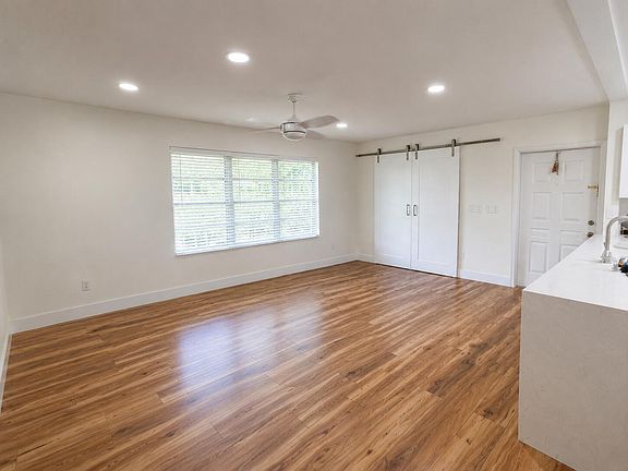 5th image of 5424 Lakefront Boulevard #D