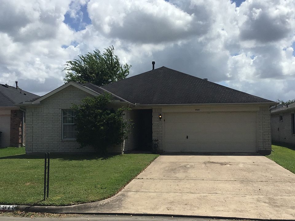 1st image of 11919 Panay Village Dr