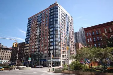 Rented by Raz Realty