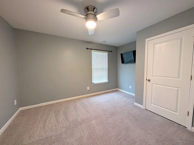 851 Woodland Farms Cir — Photo 12