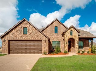 500 Hunt Farms Rd, Fate, TX 75189