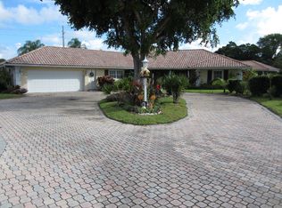 599 W Royal Palm Rd, Boca Raton, FL 33486