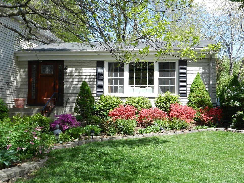1st image of 639 Bakewell Ln