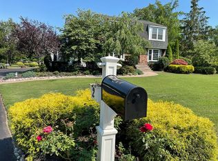 2 Cragmoor Dr, Shamong, NJ 08088