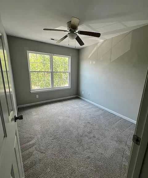 948 Allendale Dr — Photo 18