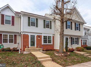 241 Finchingfield Ct, Sterling, VA 20165