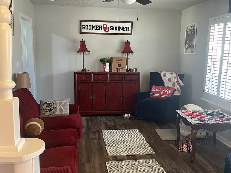 1718 Dougherty Dr — Photo 5
