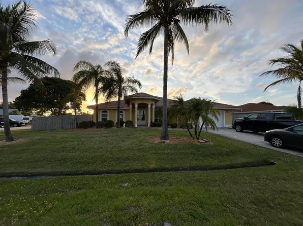 2498 SE Addison Street, Port St Lucie, FL 34984