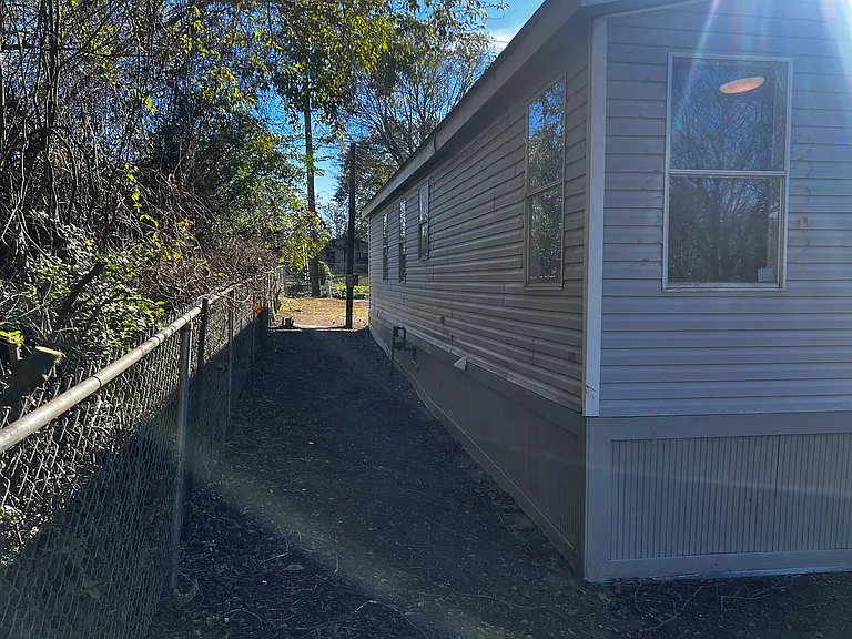 616 Section Line St — Photo 34