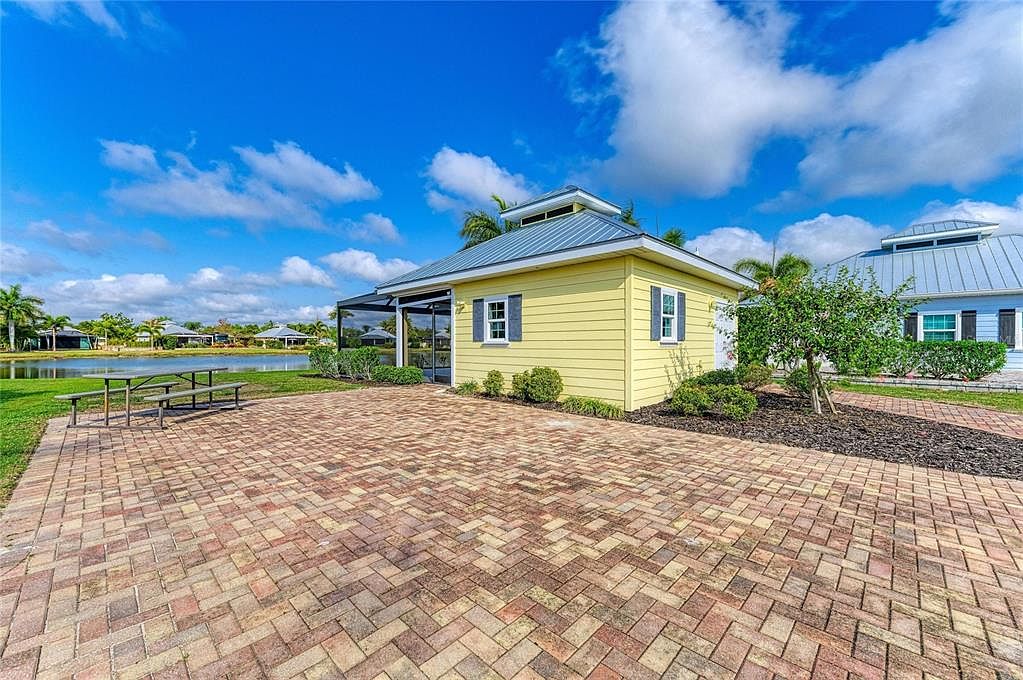 8144 SW Bimini Way #64