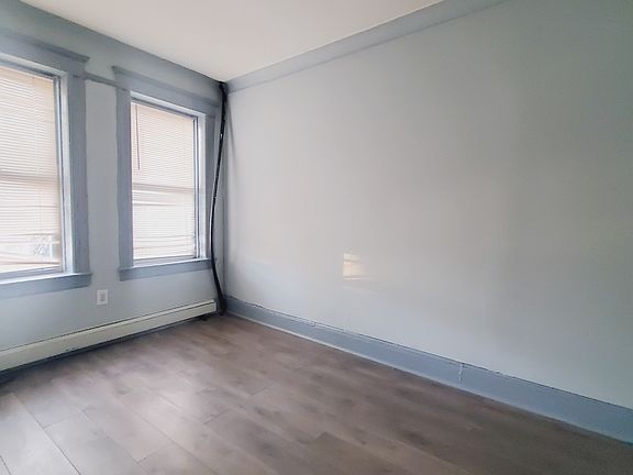4th image of 170 Garfield Ave #4R