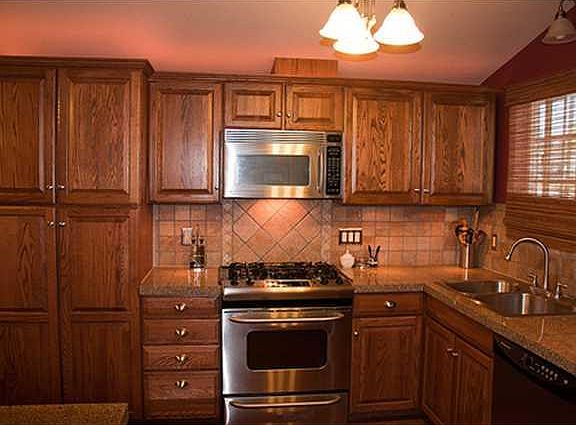 4th image of 3444 Lockwood Dr