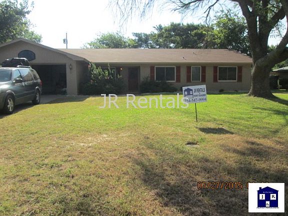 2nd image of 605 Ash St