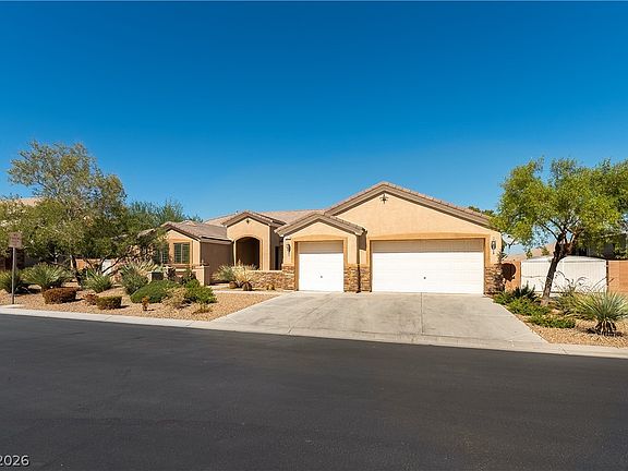 3rd image of 164 Glenbrook Estates Dr