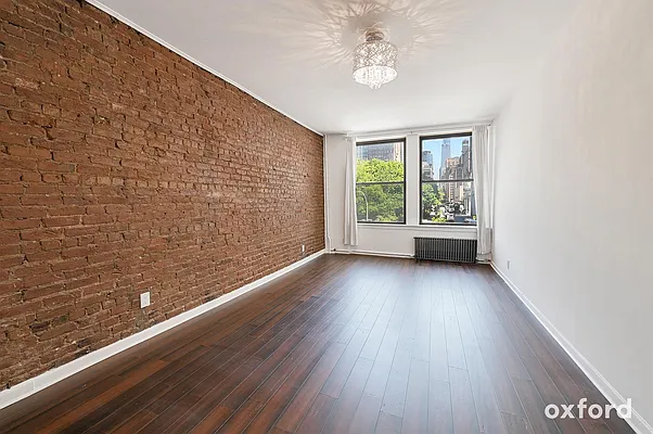 Rented by Oxford Property Group | media 2