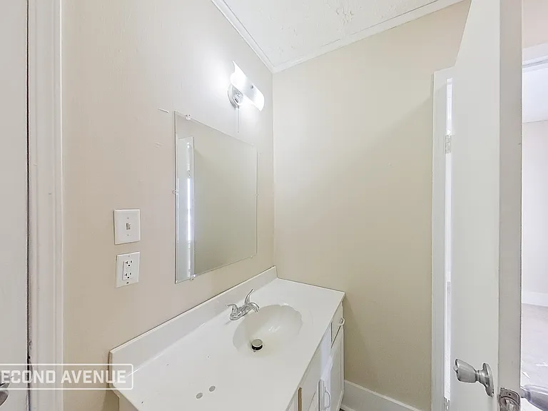 1625 S Union St — Photo 17