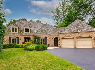 1261 Grove Ct, Lake Forest, IL 60045