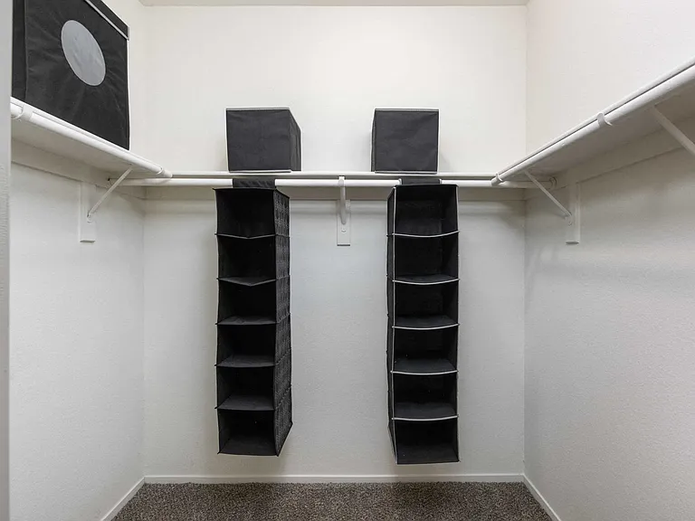Ventana Canyon Apartments — Photo 15