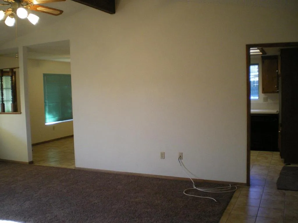4243 Southampton Ct. — Photo 4