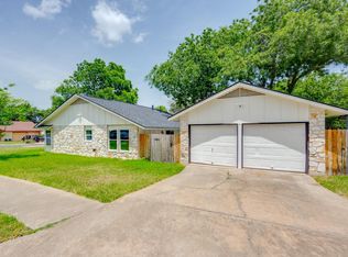 1900 Rampart Cir, Austin, TX 78727