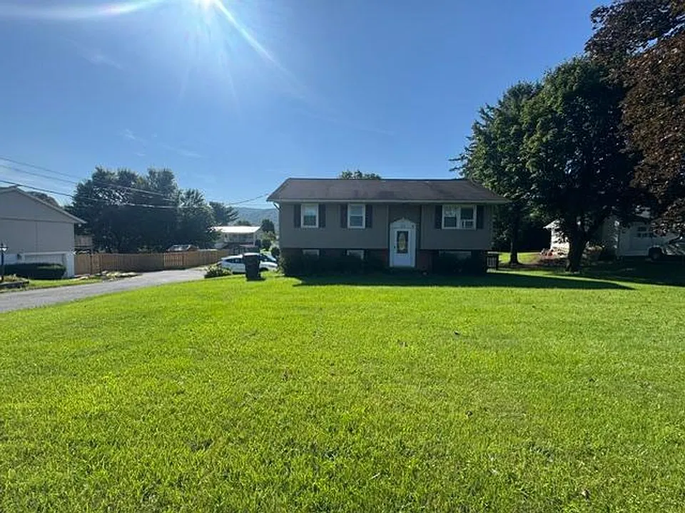 670 Nittany Valley Dr