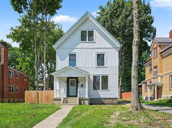 5809 Lathrop Pl, Cincinnati, OH 45224
