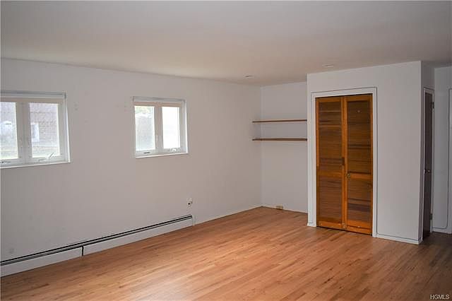 2nd image of 98 Reynolds St #2