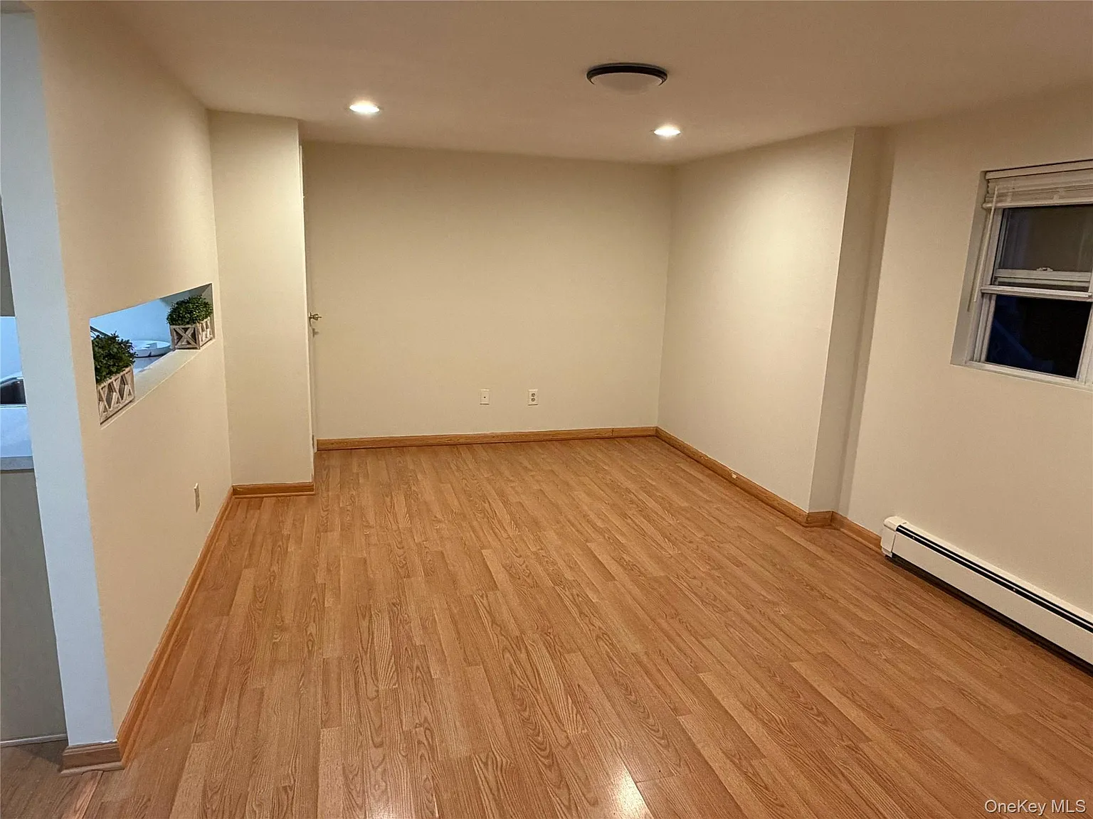 1 bed, 1.0 bath, 1718 sqft, $2,200 — Photo 3