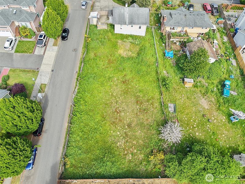 3rd image of 26801 108t Avenue SE