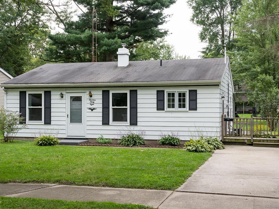 1st image of 1438 Clarendon Ave