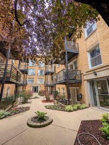 4610 N Monticello Ave APT 2E, Chicago, IL, 60625