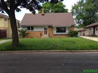 7057 N 37th St, Milwaukee, WI 53209