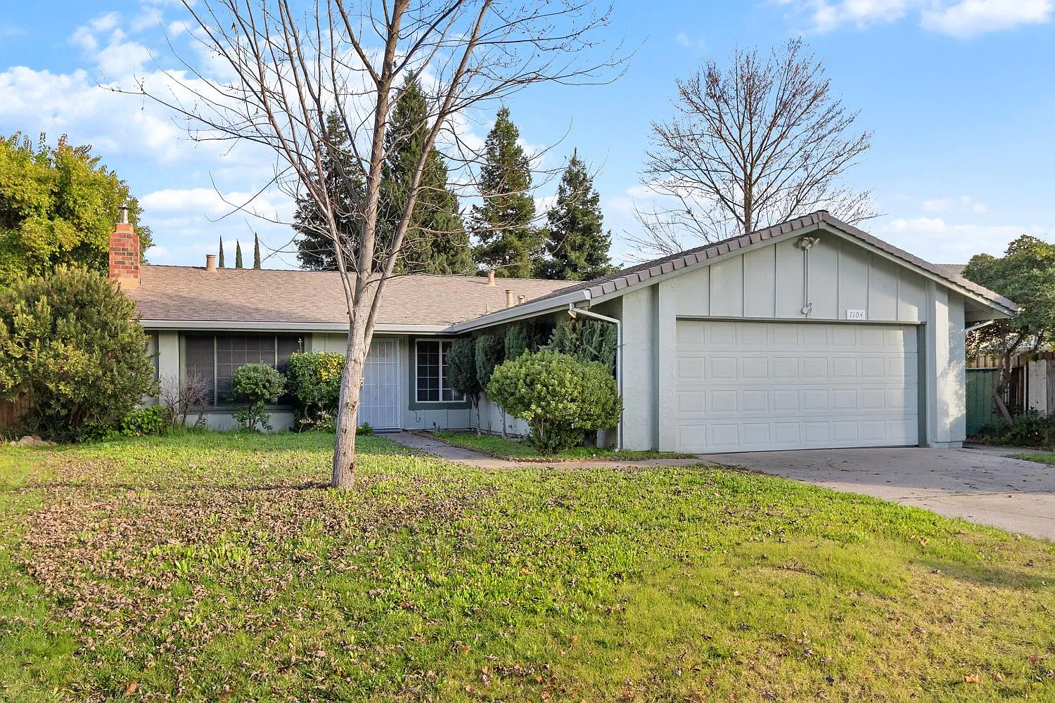 7104 Dawn View Ct photo 1
